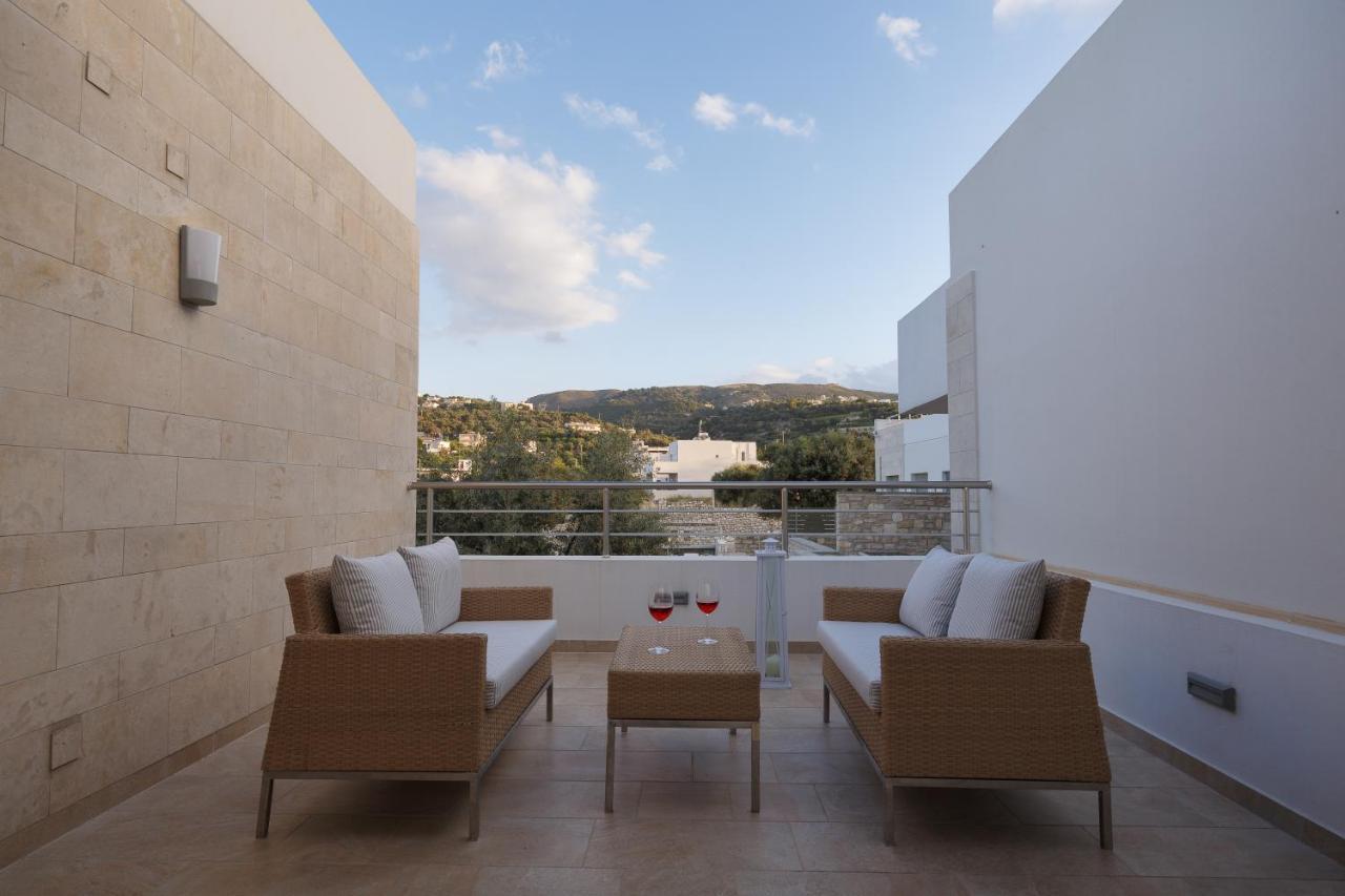 Eco Villa, A Perfect Escape Close To The Beach, By Thinkvilla Maroulás Exterior photo