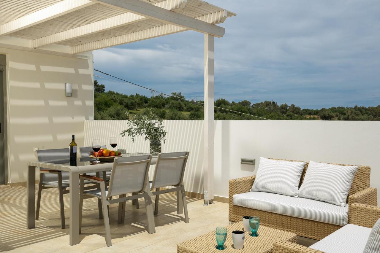 Eco Villa, A Perfect Escape Close To The Beach, By Thinkvilla Maroulás Exterior photo