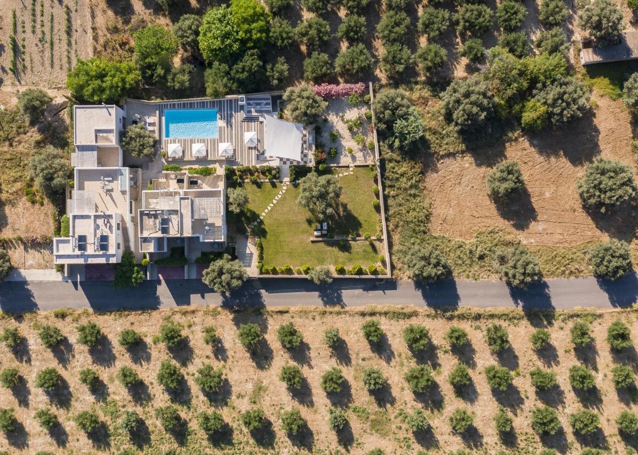 Eco Villa, A Perfect Escape Close To The Beach, By Thinkvilla Maroulás Exterior photo