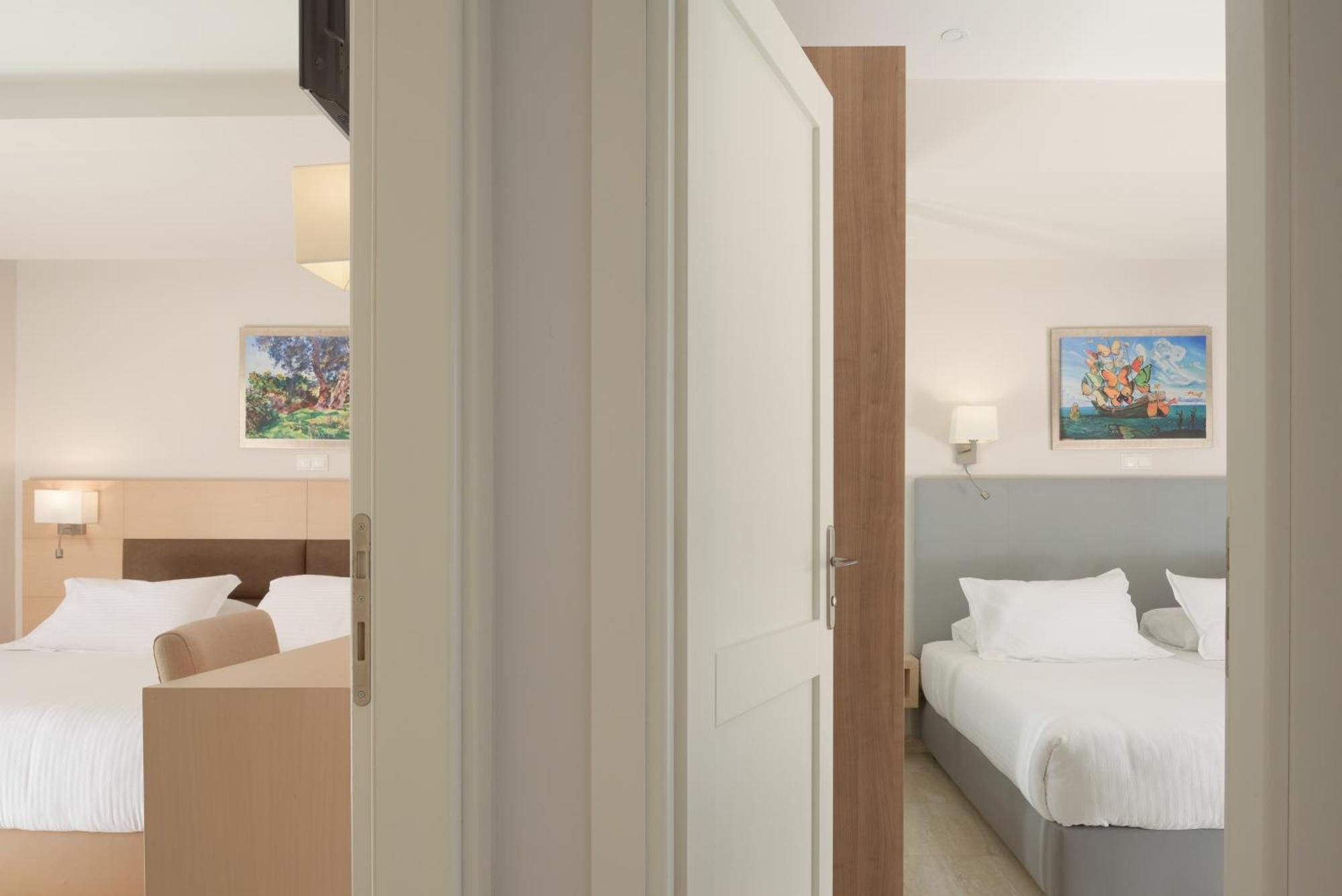 Eco Villa, A Perfect Escape Close To The Beach, By Thinkvilla Maroulás Exterior photo